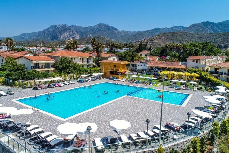 Riverside Garden Resort & Suna'S Beach Club Krini Exterior foto